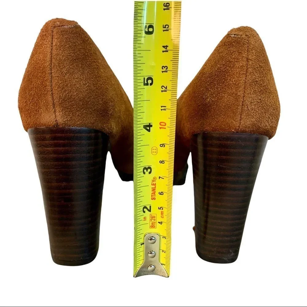 LE Château camel coloured suede tassel heels size 9 - Picture 6 of 8